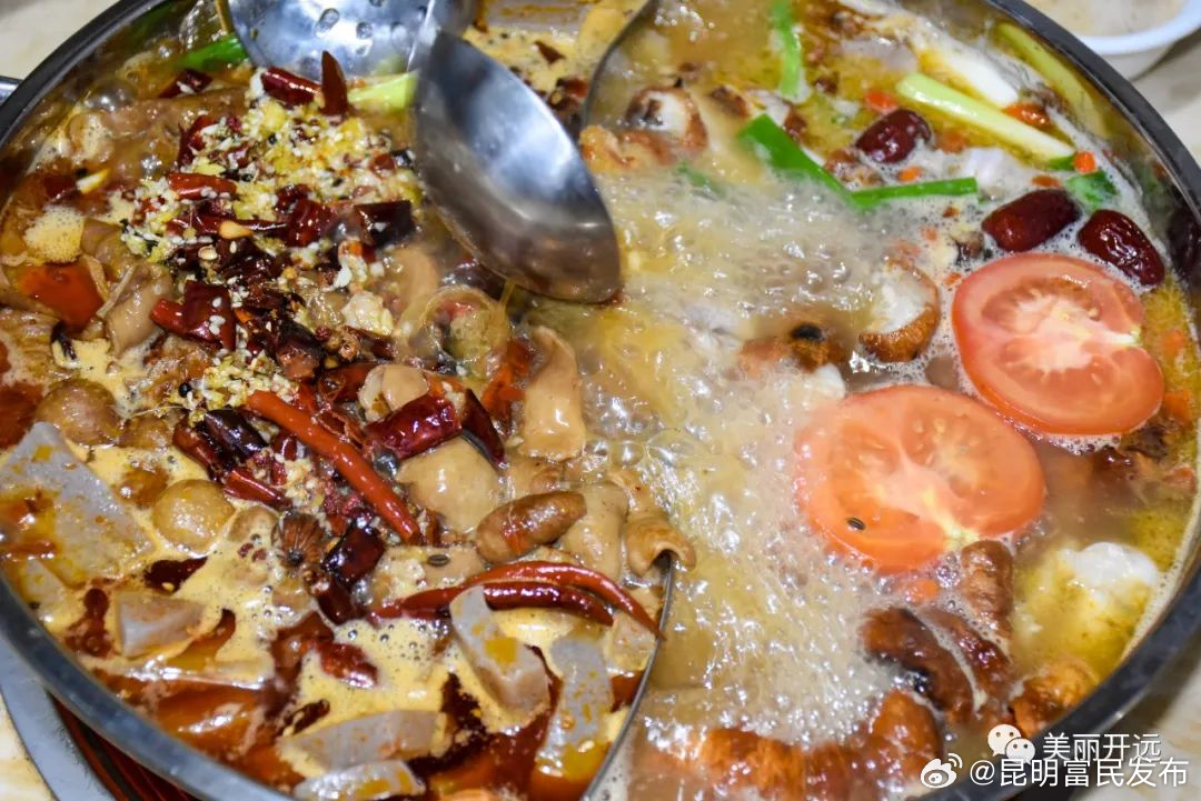 不配三碗饭，都对不起这锅肥肠鸡！_http://www.mainten.cn_cns_第2张