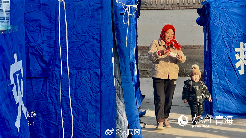 人民网