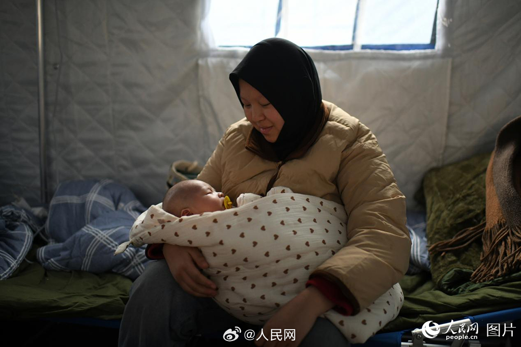 人民网