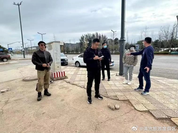 强基促稳——度假区开展烟花爆竹零售点位安全检查