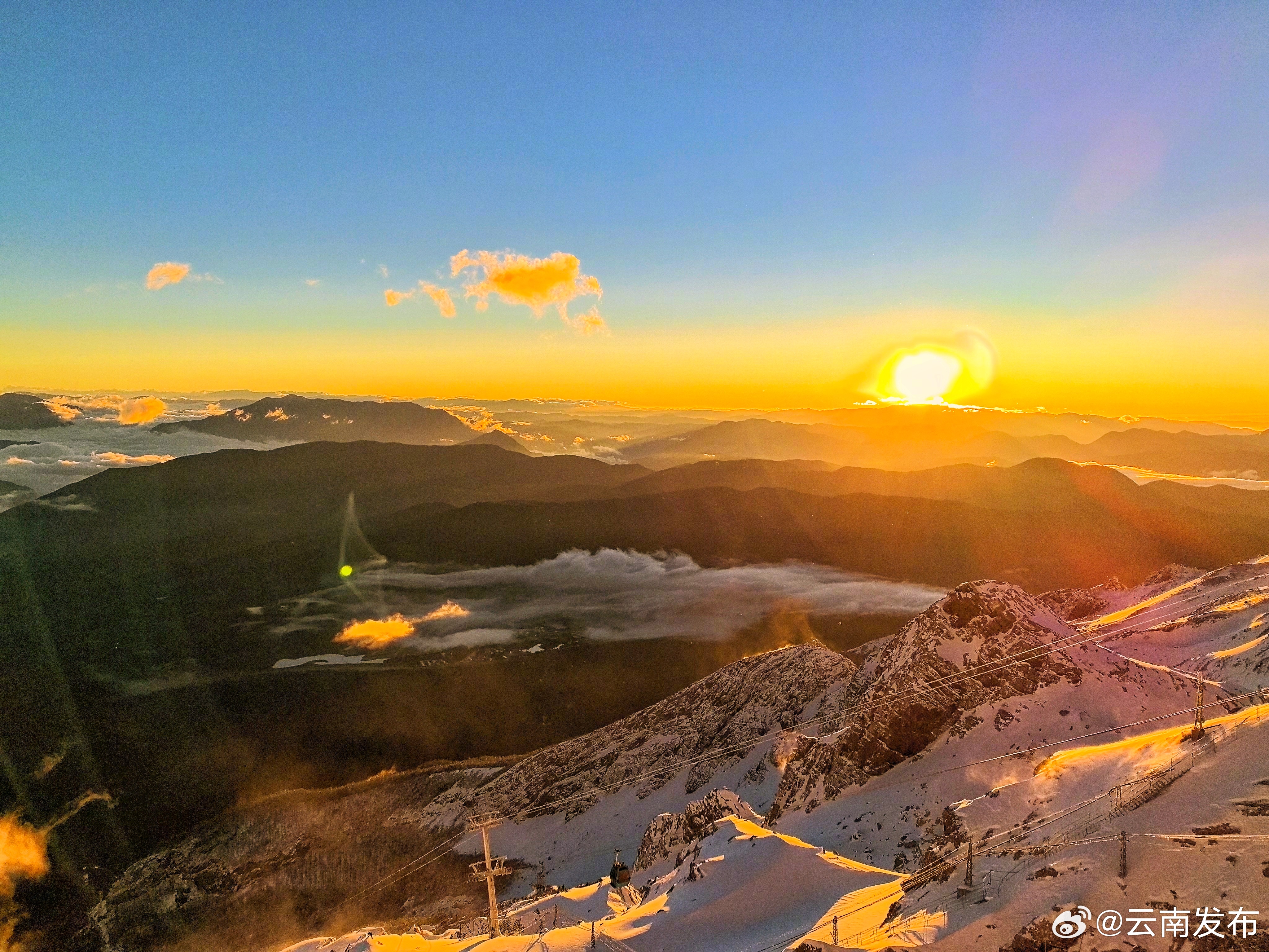 云南发布