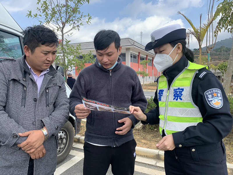 普洱交警