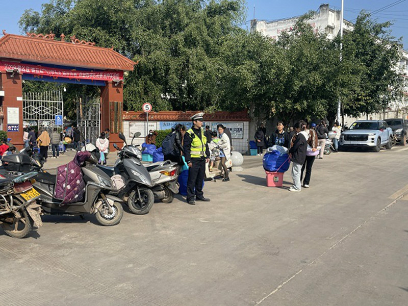 普洱交警
