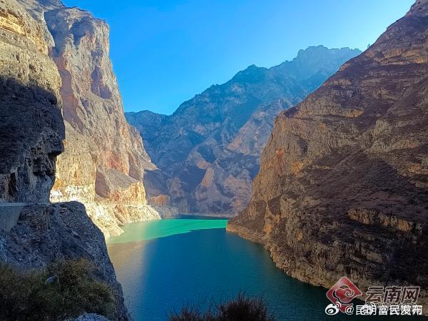 “变废为宝”，香格里拉市东旺乡拓宽致富路_http://www.mainten.cn_ycb_第1张
