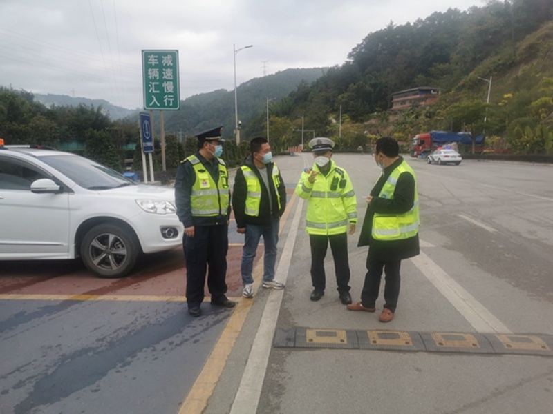 普洱交警
