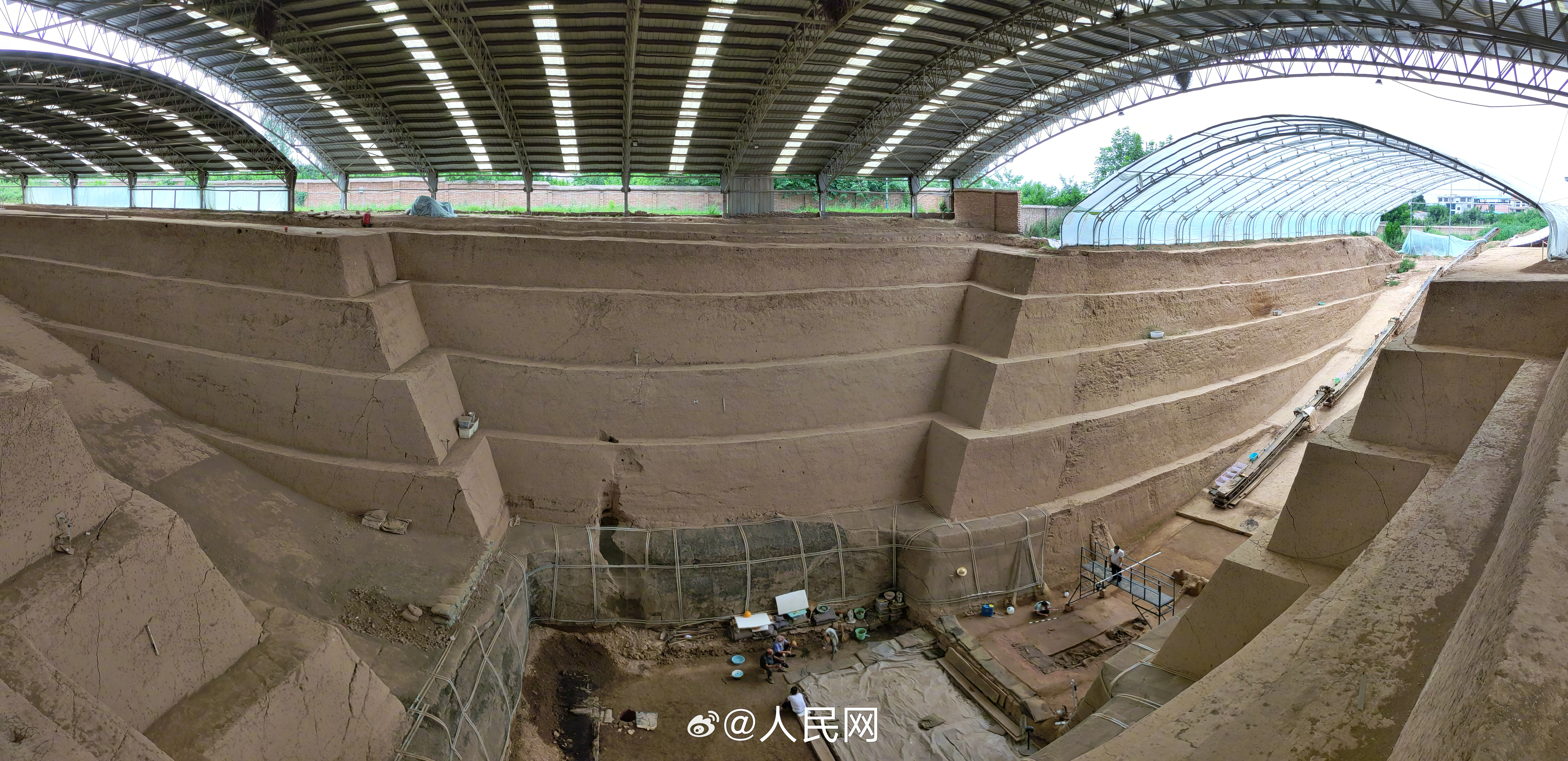 人民网