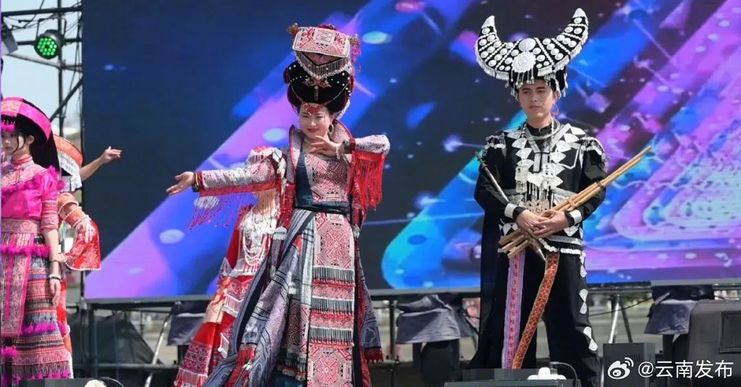 中越同欢共舞！文山州“国门花山节”精彩纷呈_http://www.mainten.cn_ycb_第6张