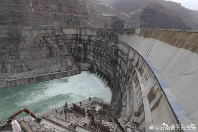 世界最大清洁能源走廊六座梯级电站顶峰保供