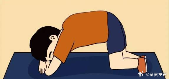 咳不出痰试试俯卧排痰