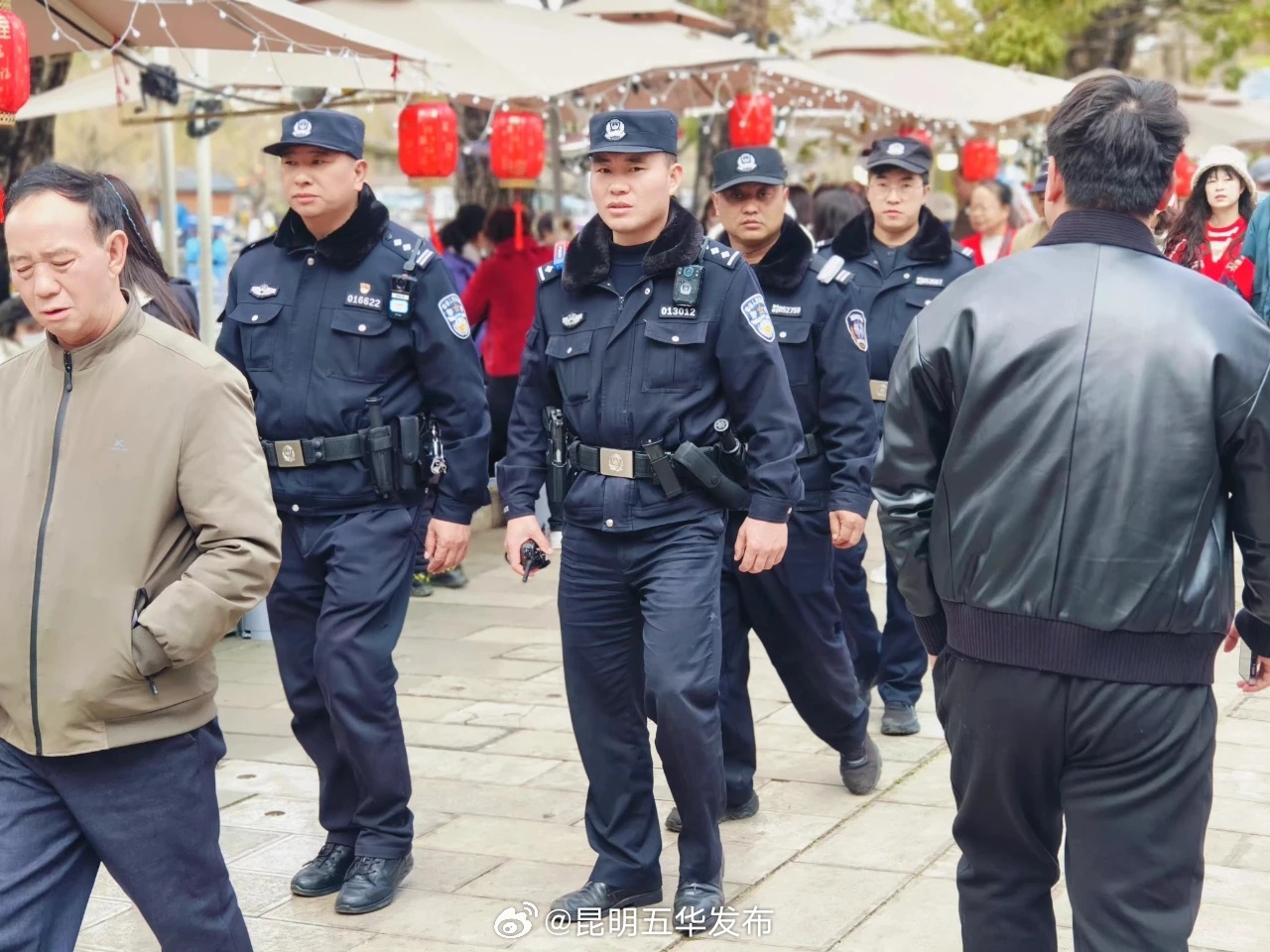景中有“警”，用“警察蓝”守护“春节红”_http://www.mainten.cn_ycb_第5张