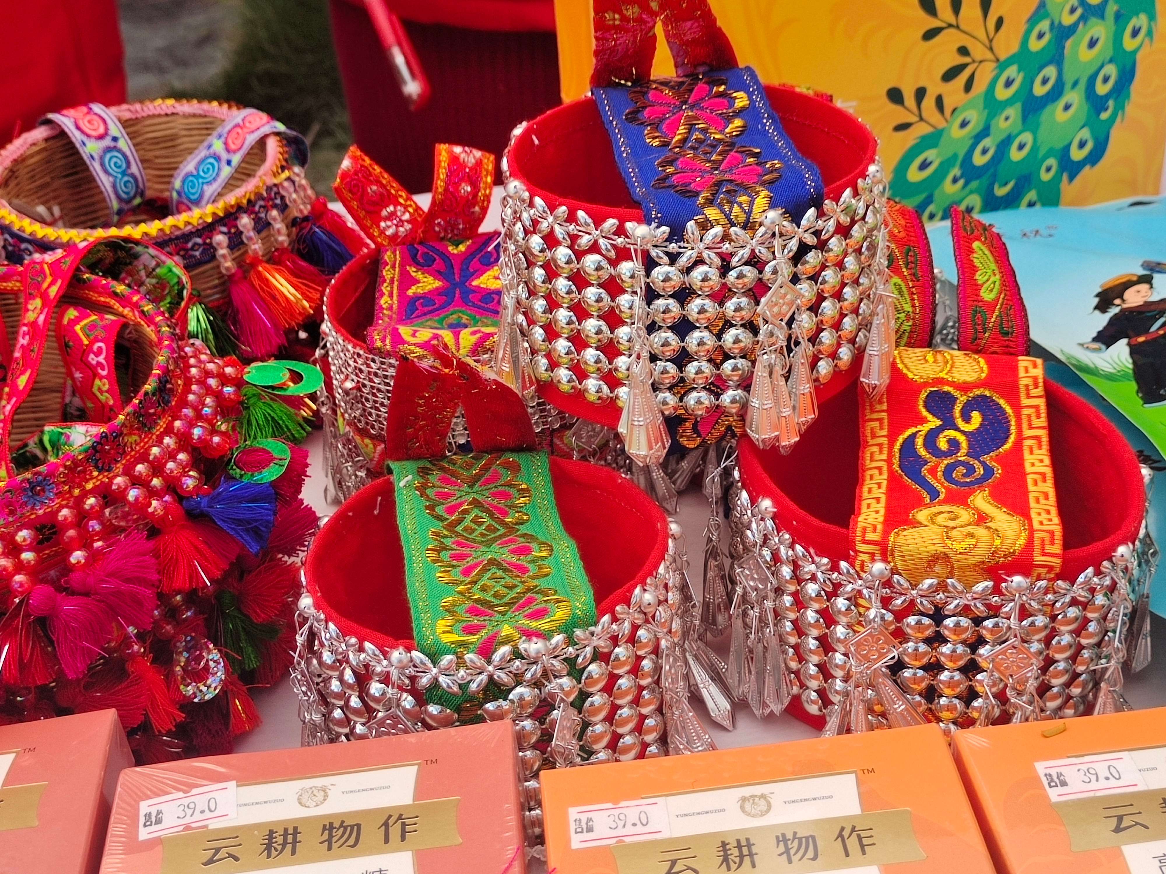 锦绣中国年|春节到新平过“村节”，赴一场多彩“傣式浪漫”_http://www.mainten.cn_ycb_第4张
