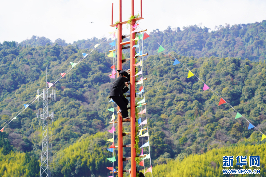 云南盈江：上刀山、下火海！傈僳族同胞欢庆阔时节_http://www.mainten.cn_ycb_第5张