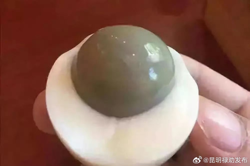 鸡蛋煮老了蛋黄发黑,对人体有害吗?