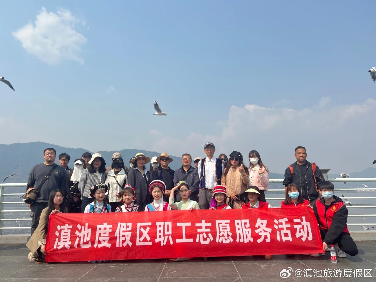 营造“观鸥季”良好旅游环境 度假区总工会开展职工志愿者服务活动