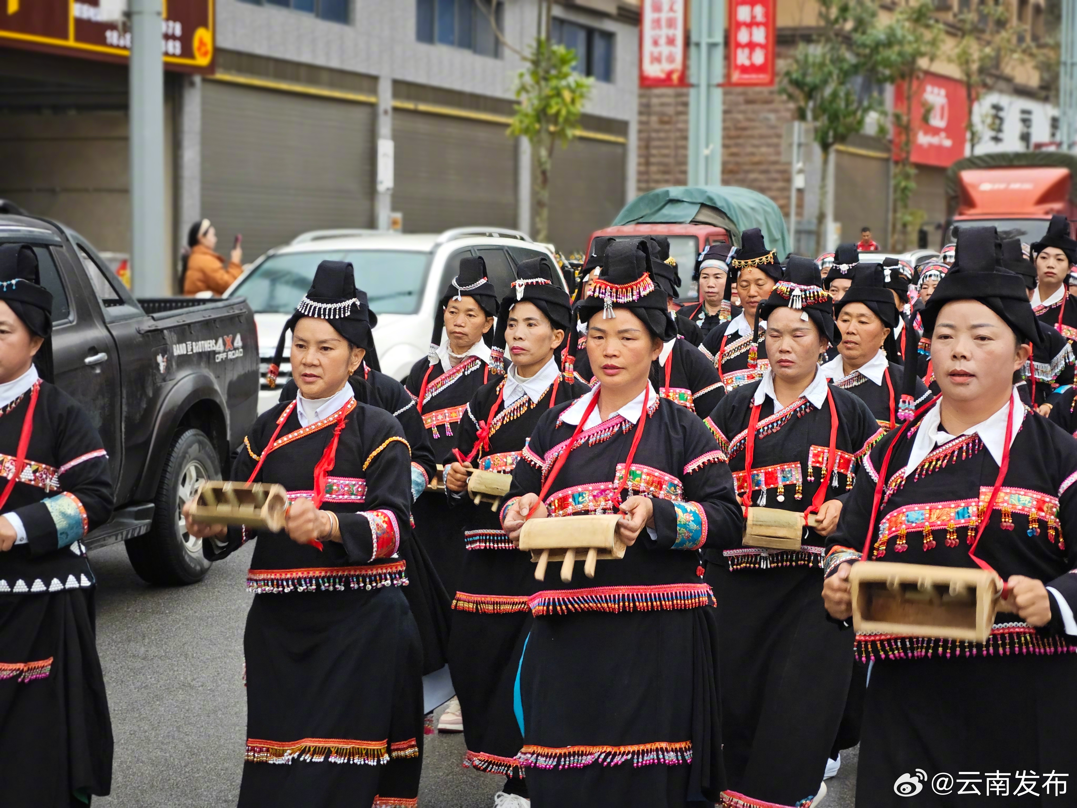 云南发布