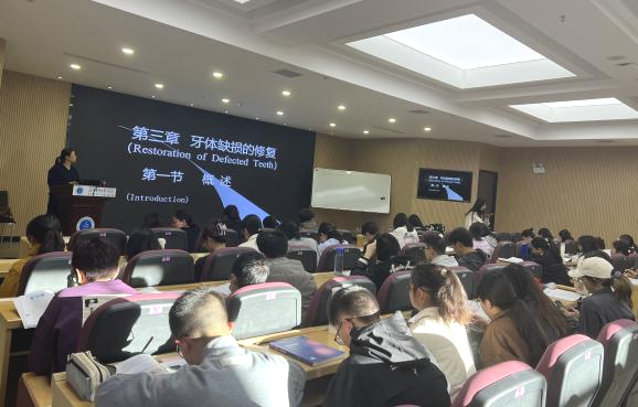 昆明医科大学附属口腔医院