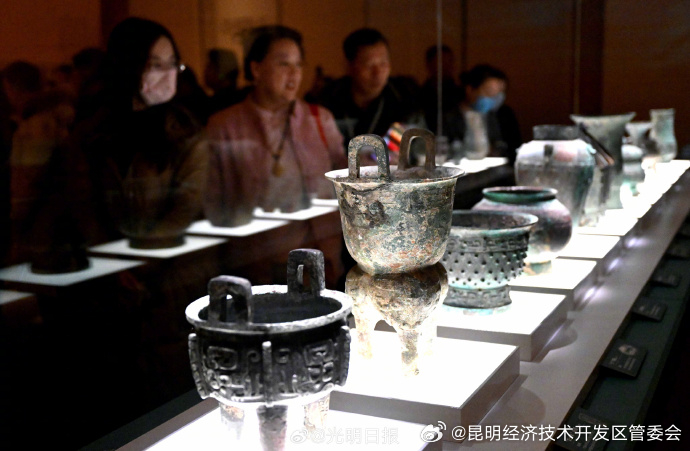 昆明经济技术开发区管委会