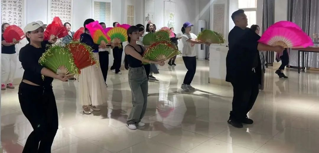 西双版纳傣族自治州人民政府