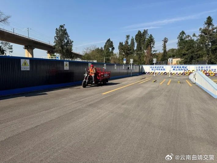 云南曲靖交警