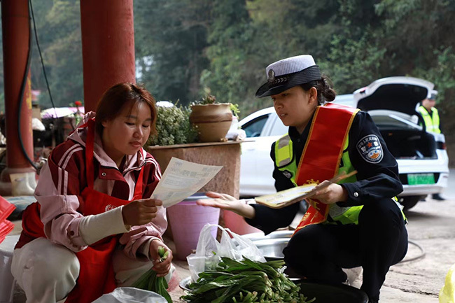 普洱交警