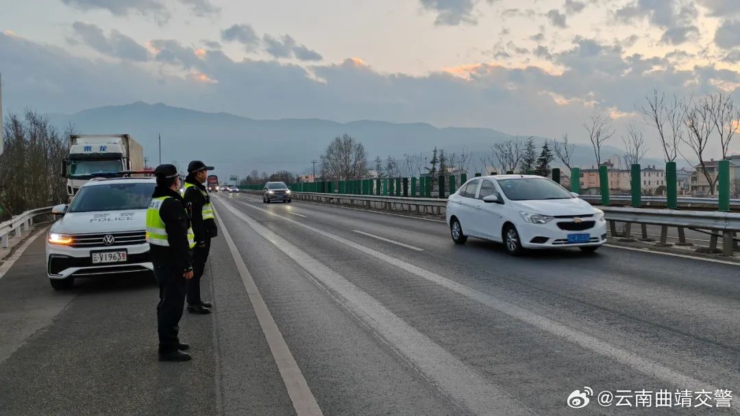 云南曲靖交警