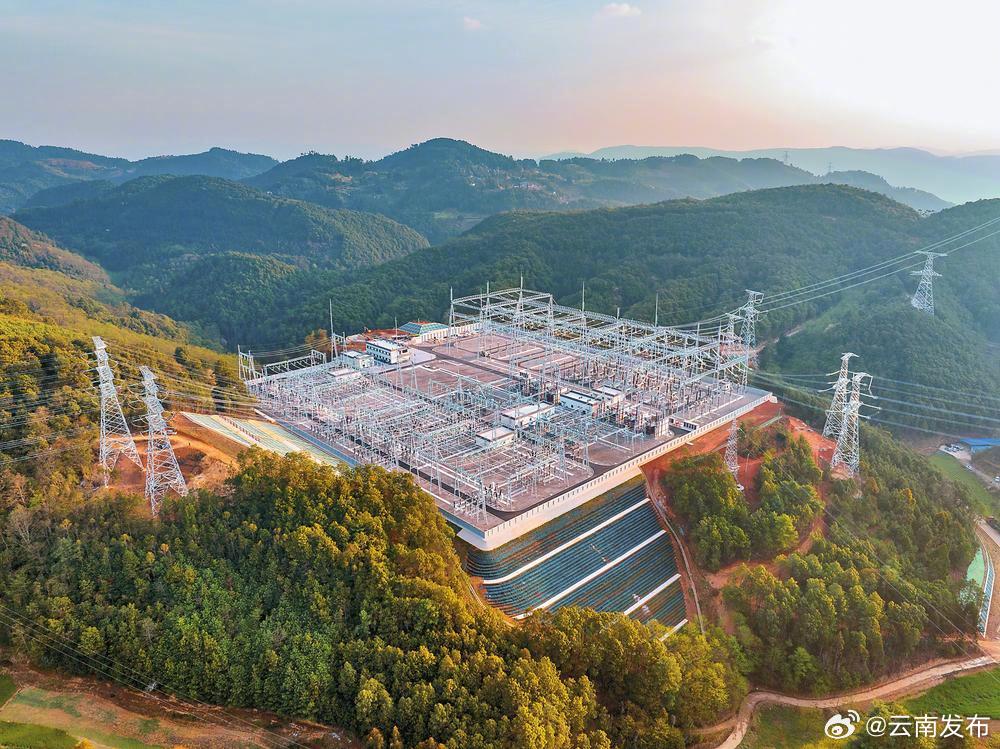 500千伏隆阳输变电工程投运