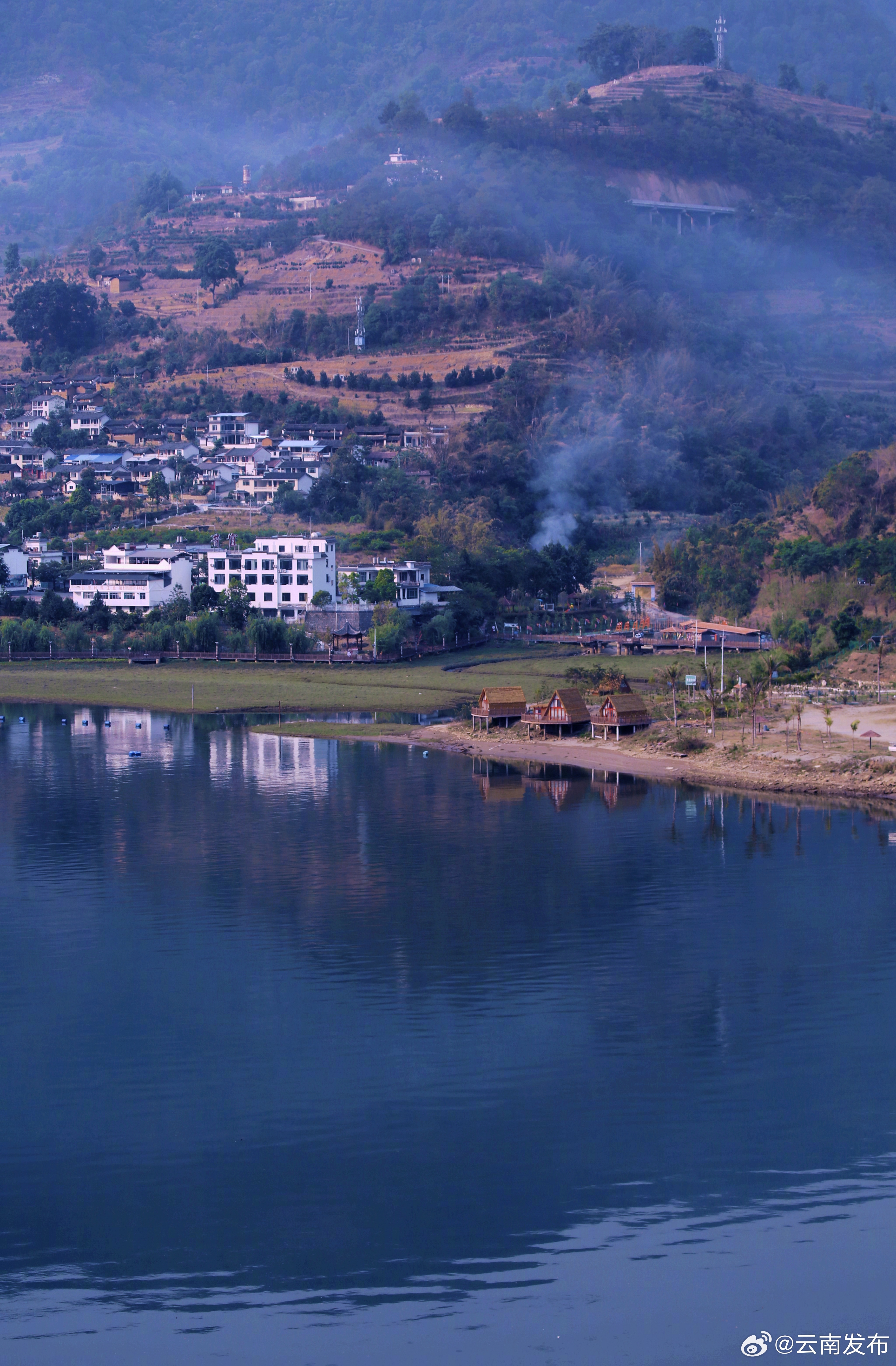 云南发布