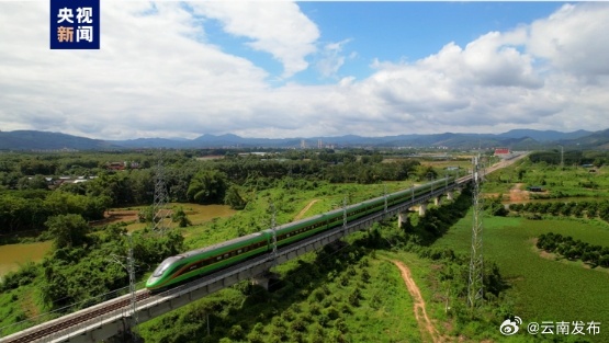累计发送旅客70万人次！中老铁路开行国际列车一周年_http://www.mainten.cn_ycb_第1张