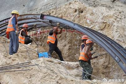 大临高速公路景东段项目有序推进