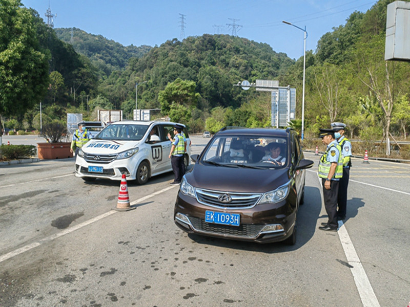 普洱交警