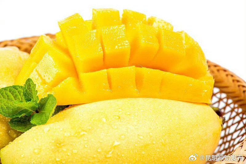 芒果热量比苹果还低芒果吃太多可能会变黄