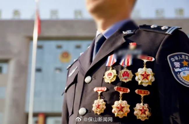 无数次舍生忘死地战斗，保山1人被授予“云岭楷模”称号！