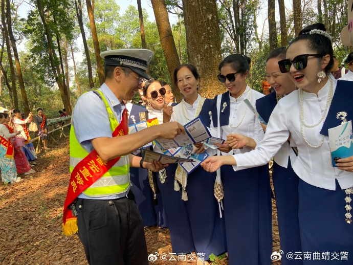 云南曲靖交警