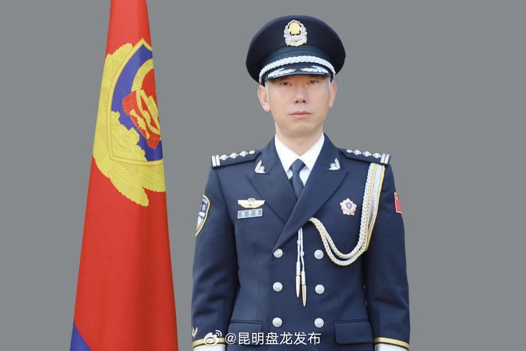 他们说：有事找老赵