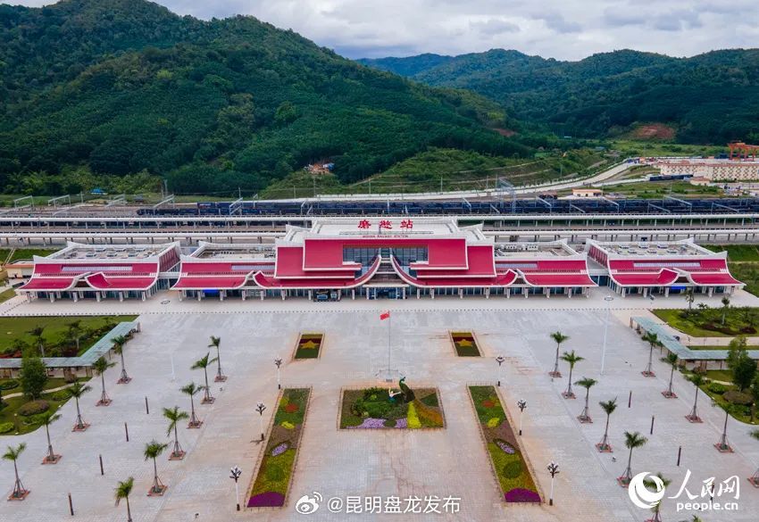 人民网点赞昆明跨区域协调发展的探索实践