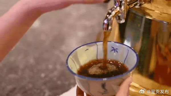 有些人喝凉茶容易伤肠胃