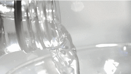 大量出汗后不能只喝白开水