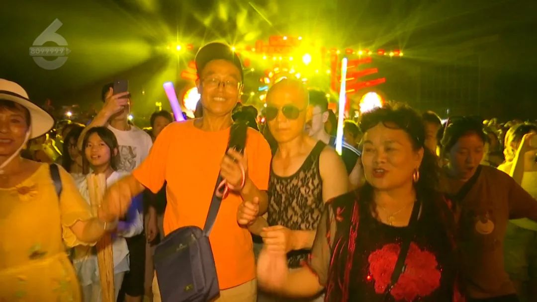 8099999街头巷尾微信