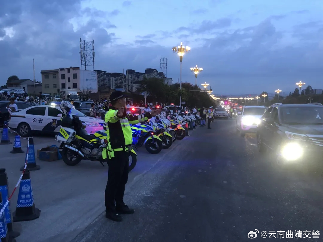 云南曲靖交警
