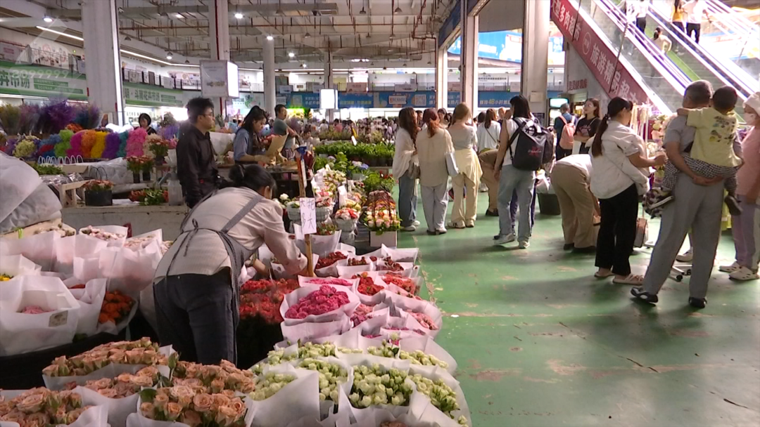 8099999街头巷尾微信