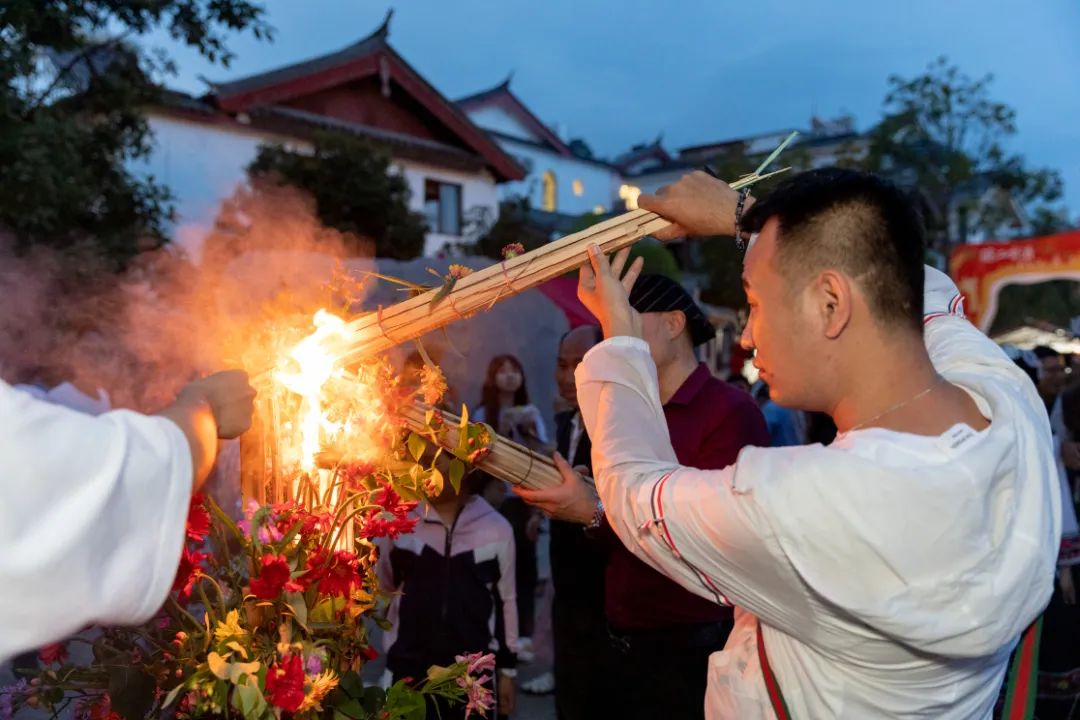 微丽江