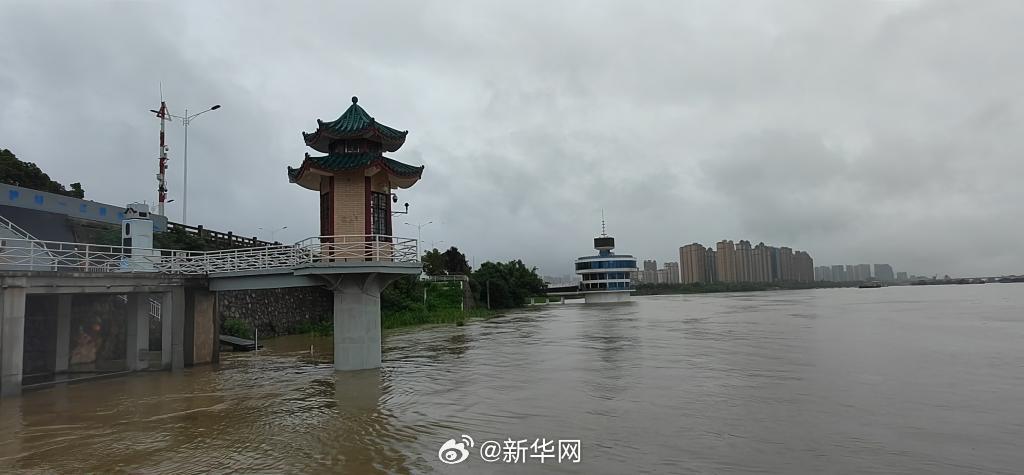 我国第二大淡水湖洞庭湖迎来今年第1号洪水