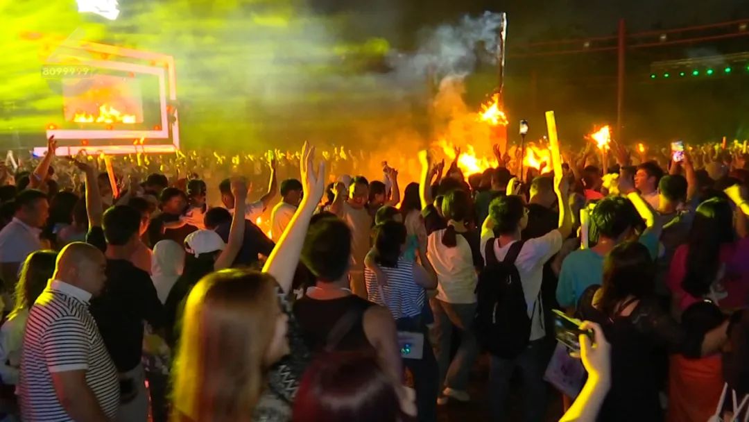 8099999街头巷尾微信