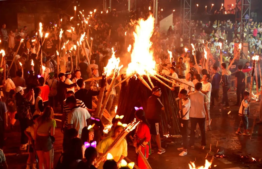 8099999街头巷尾微信