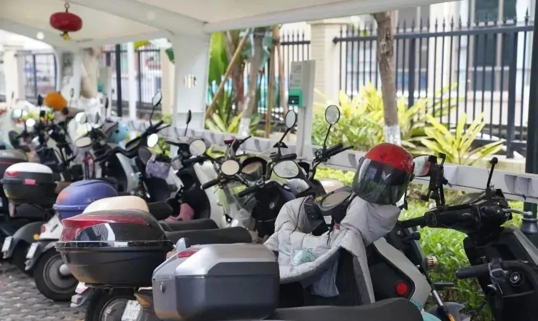 8099999街头巷尾微信