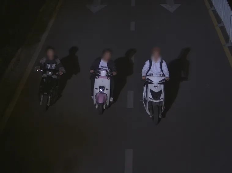 8099999街头巷尾微信