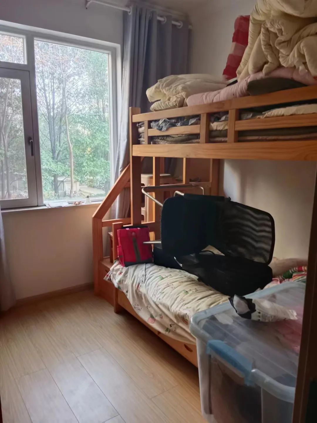 昆明市呈贡区人民法院