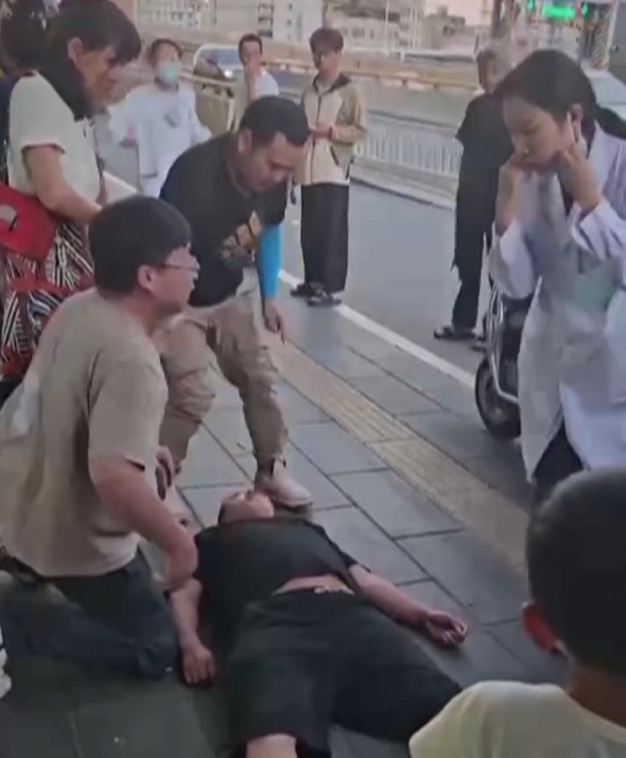 8099999街头巷尾微信