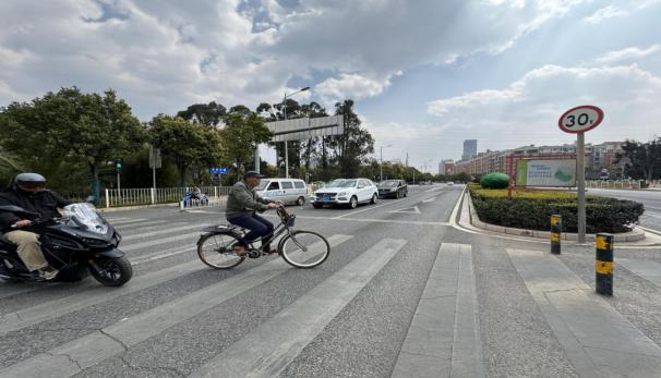 8099999街头巷尾微信