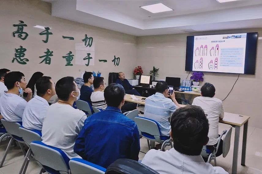 镇雄县人民医院